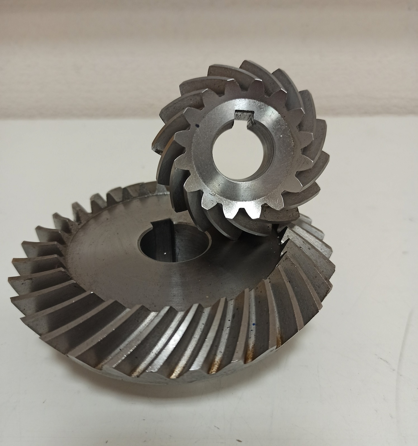 Зубчатые колеса с отверстием в Новосибирске